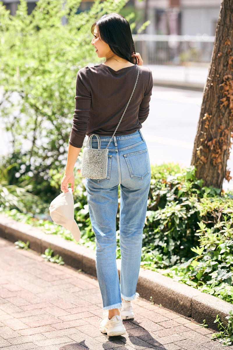 クラウドチームVERY青山美沙子の[ALEGRE]シアーリブカットソーコーデ