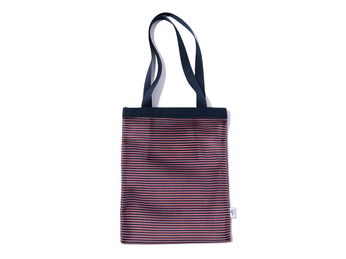 ロバート ピー.ミラーのカラフルな配色ボーダーのトート