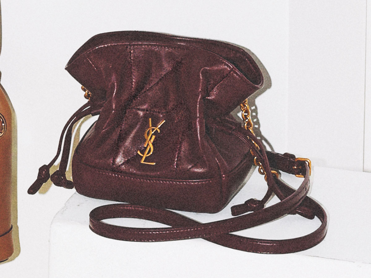 サンローランのミニショルダーポーチ