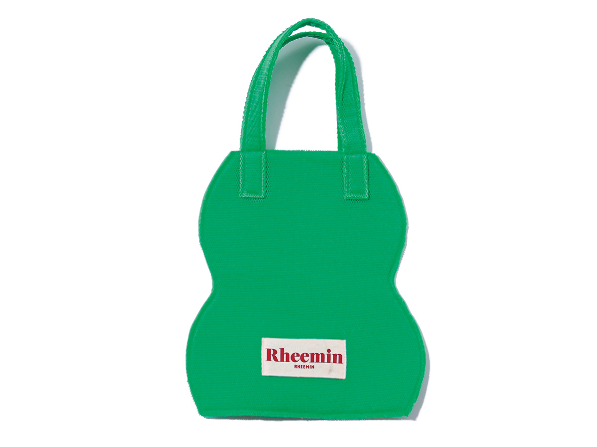 リーミンのグリーンのメッシュ素材のバッグ