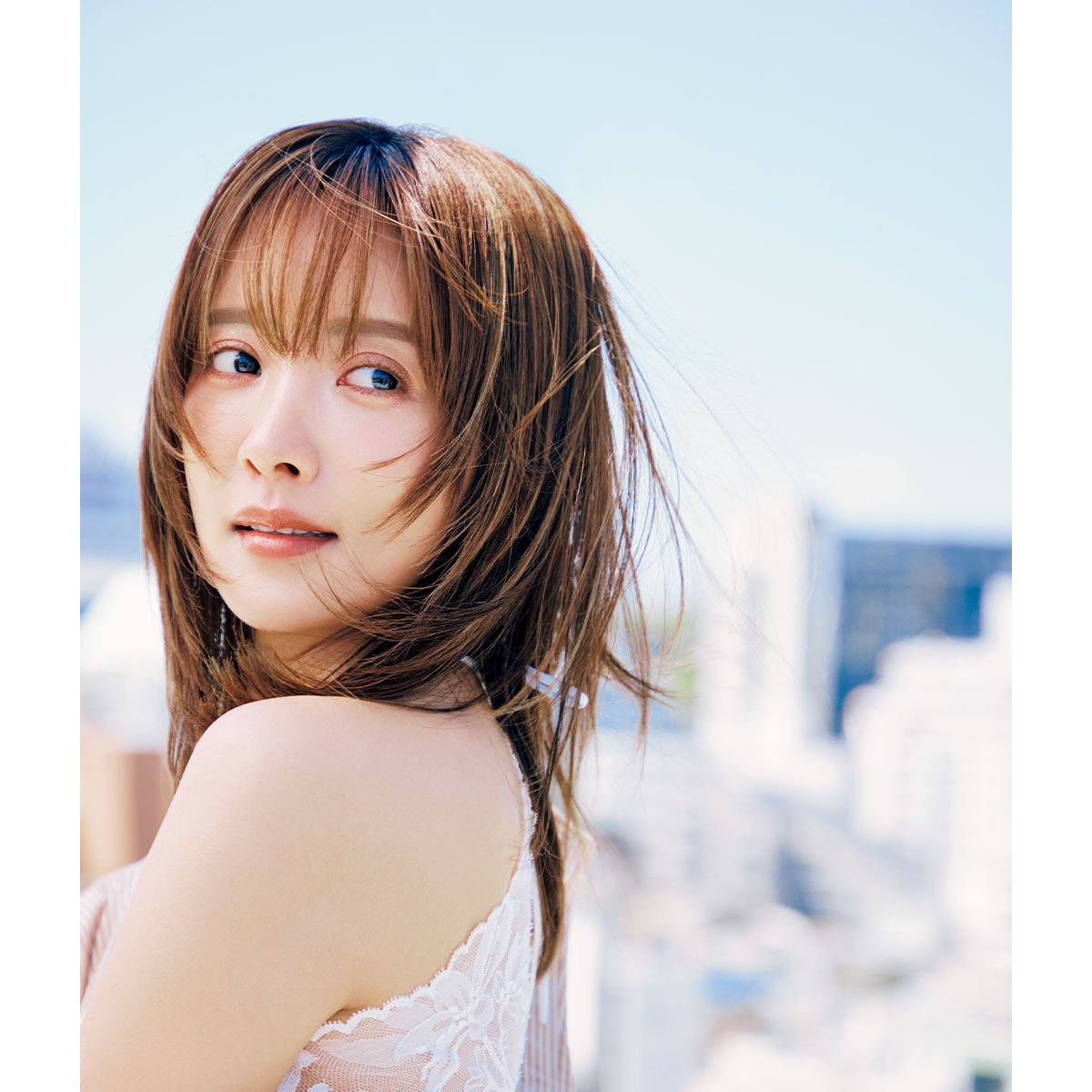 俳優の夏菜さんの新ヘアスタイルが可愛いと話題