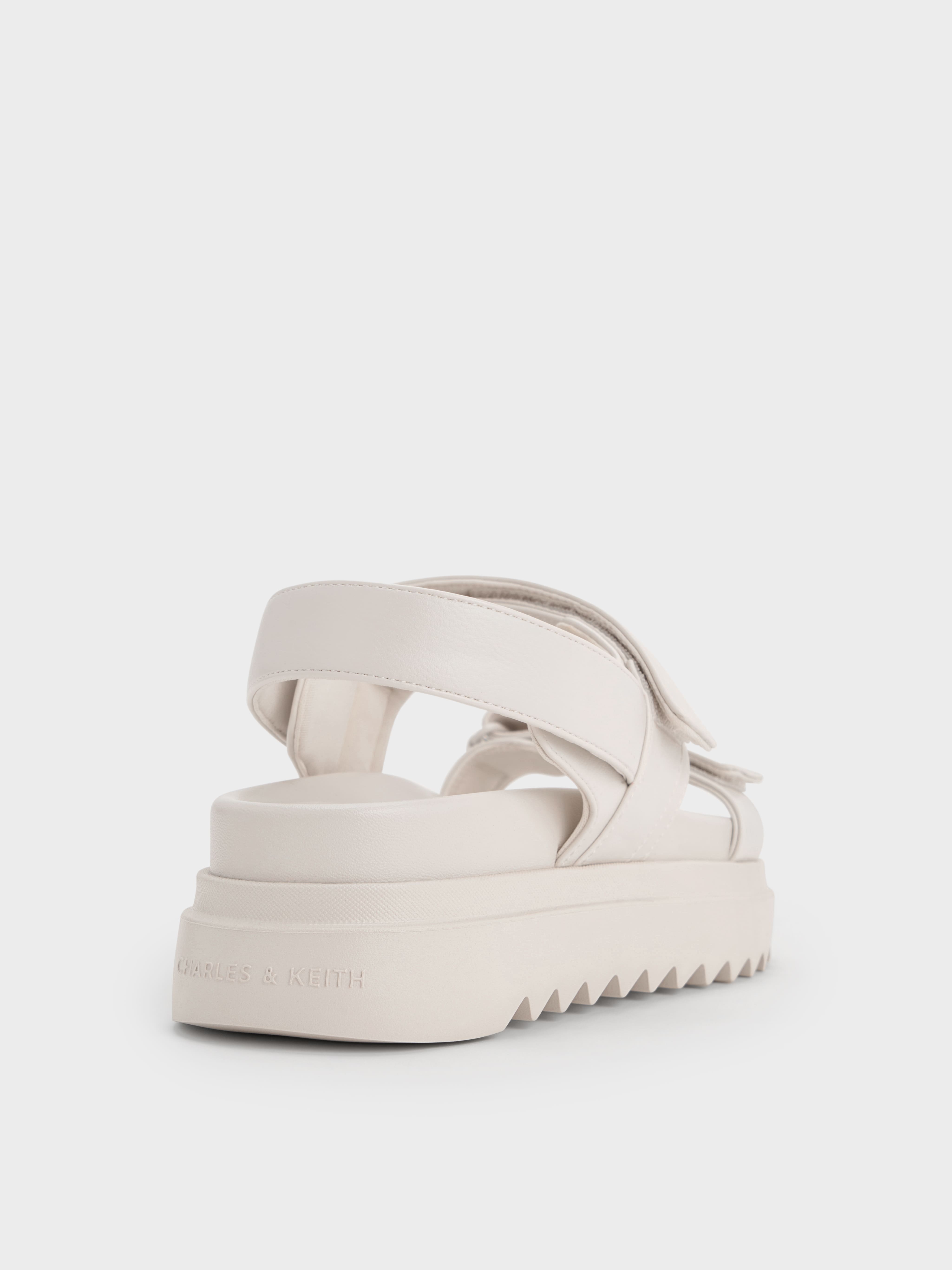 CHARLES & KEITH スポサン