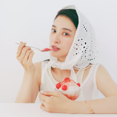夏はショーメの「甘口ジュエリー」で糖分補給！オシャレ心が高まるレイヤード術