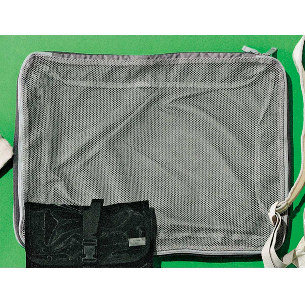 無印良品の仕分けケース圧縮タイプ L