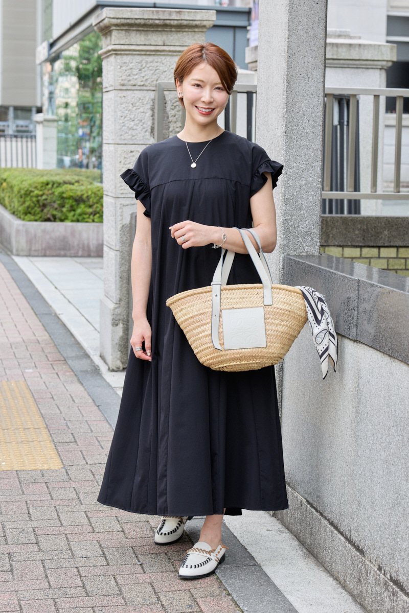 クラウドチームVERY高橋香穂の[THREE SQUARE]フリルスリーブワンピースコーデ