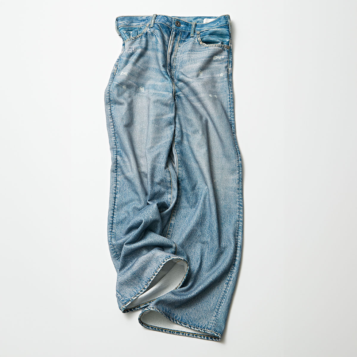 アッパーハイツのデニム風スウェットパンツ