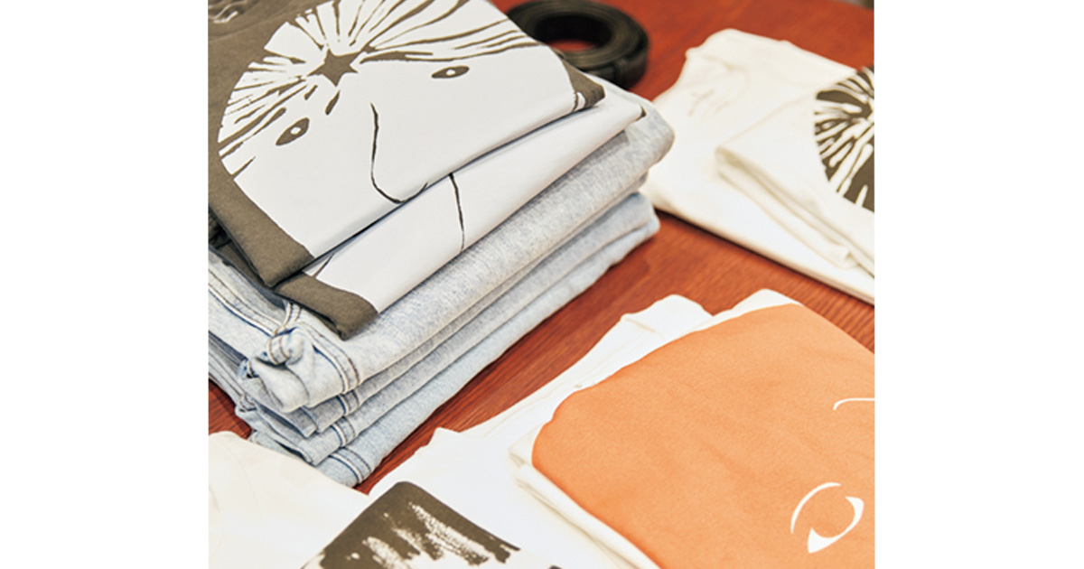 6（ROKU）SHINJUKUで販売している別注Tシャツ