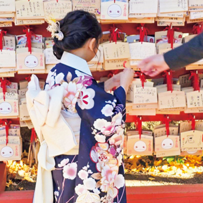VERYライターの【リアル七五三】家族総出で「姉妹のご機嫌キープ」その“作戦”とは？