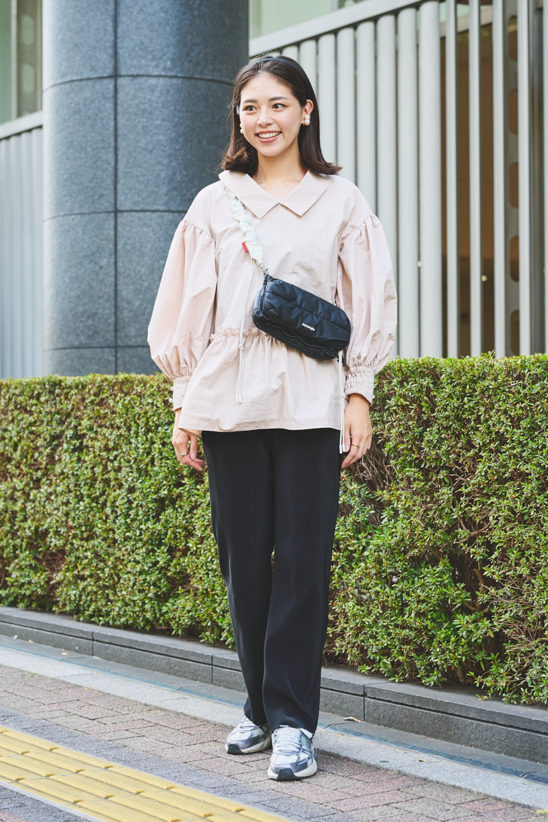 クラウドチームVERY加藤奈穂の[THREE SQUARE]2WAYタフタロングスリーブブラウスコーデ