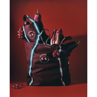 本日発売【アニヤ・ハインドマーチ】の新作バッグは、秋の運動会・遠足にも使える！