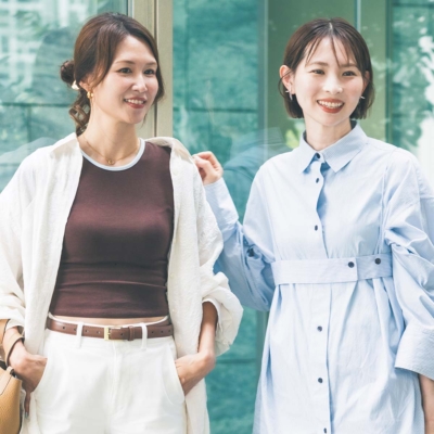 「ママ会は送迎後」が新定番！集まりやすいスポットと“身軽な日のオシャレ”を拝見
