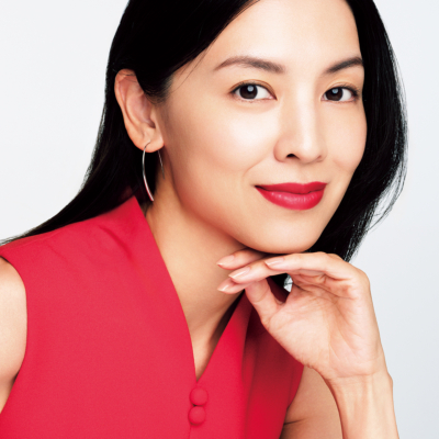 年齢に抗わない！申真衣さんがランコムの新スキンケアに注目する理由