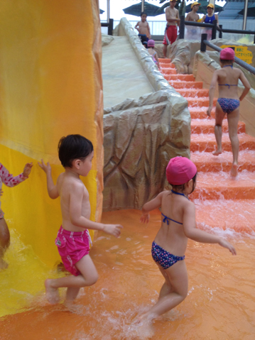 プール 滝沢眞規子 Very公式ブログ ブログ Very ヴェリィ 公式サイト 光文社 プール 滝沢眞規子 Very公式ブログ ブログ Very ヴェリィ 公式サイト 光文社